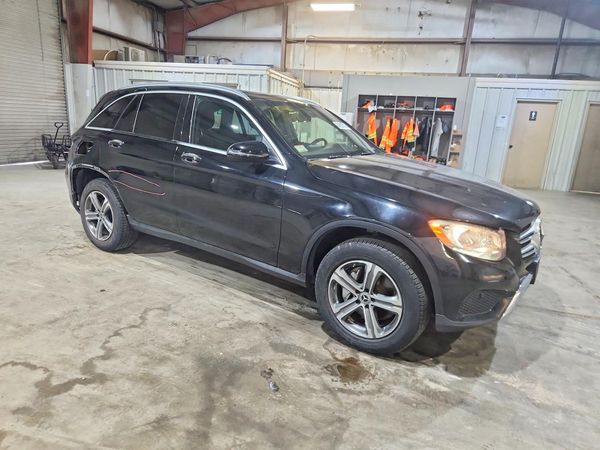 2019 MERCEDES-BENZ GLC GLC 300-4M