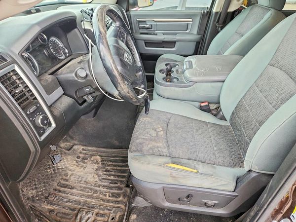2015 RAM 2500 SLT — DENT
