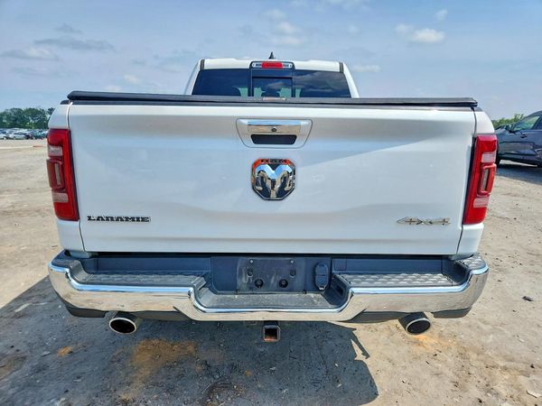 2019 RAM 1500 LARAMIE QUAD CAB 4X4