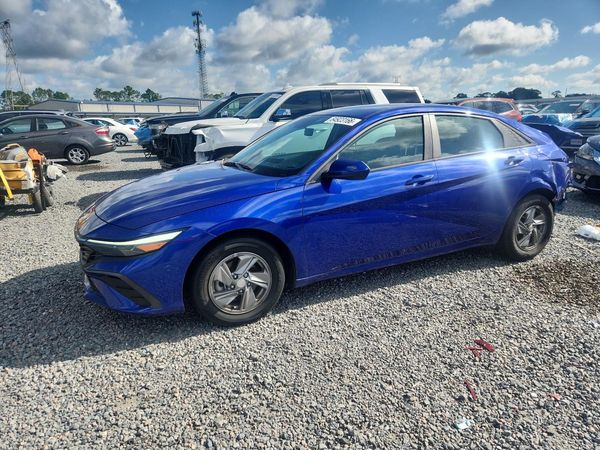 2024 HYUNDAI ELANTRA