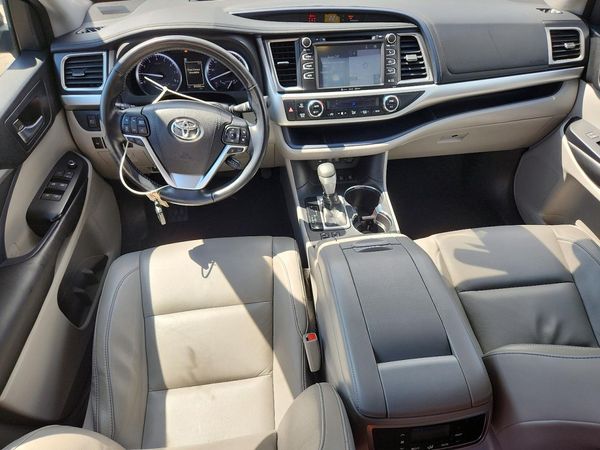 2018 TOYOTA HIGHLANDER SE/XLE
