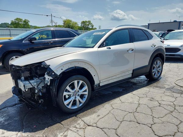 2024 MAZDA CX-30 Premium Package