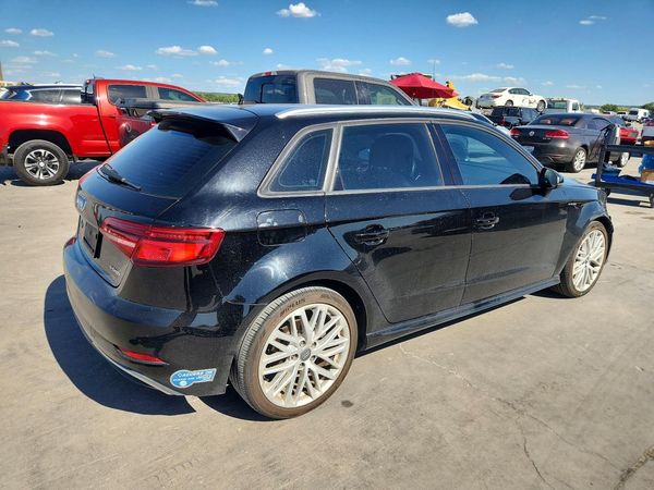 2018 AUDI A3
