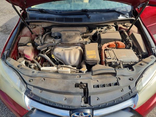 2015 TOYOTA CAMRY SOLA Hybrid
