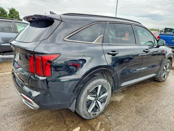 2022 KIA SORENTO