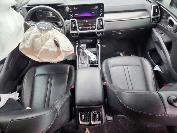 2022 KIA SORENTO