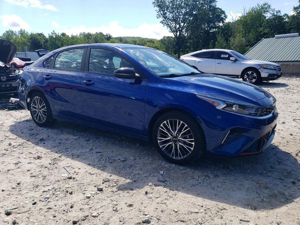 2024 KIA FORTE GT Line