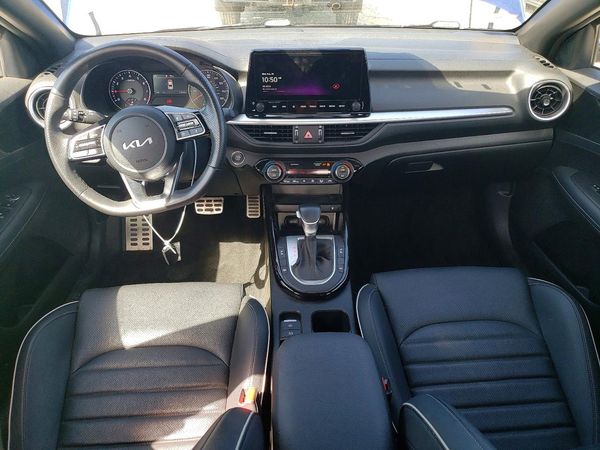 2024 KIA FORTE GT Line