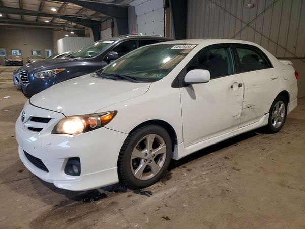 2013 TOYOTA COROLLA