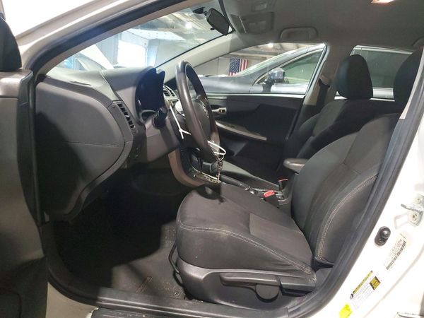 2013 TOYOTA COROLLA