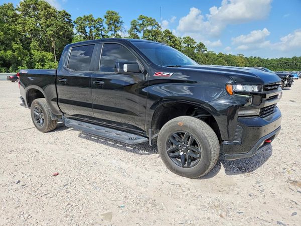 2022 CHEVROLET SILVERADO Trail Boss - LT