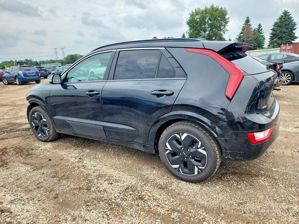 2023 KIA NIRO