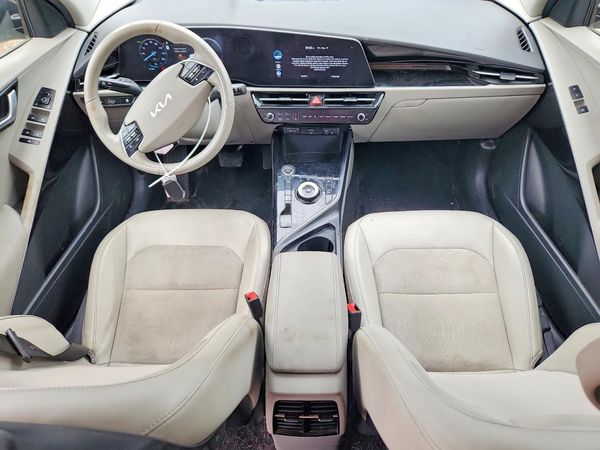 2023 KIA NIRO