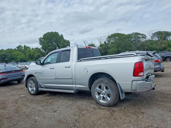 2013 RAM 1500 SLT
