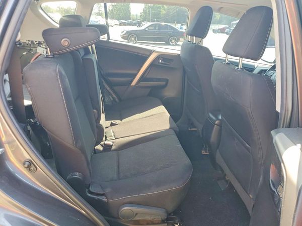 2018 TOYOTA RAV4 Adventure/XLE