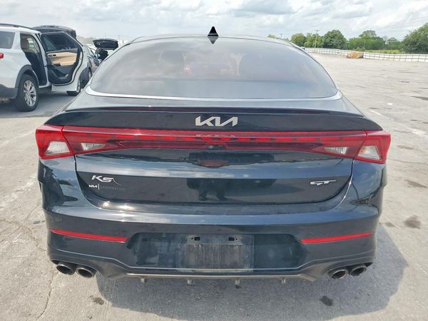 2022 KIA K5