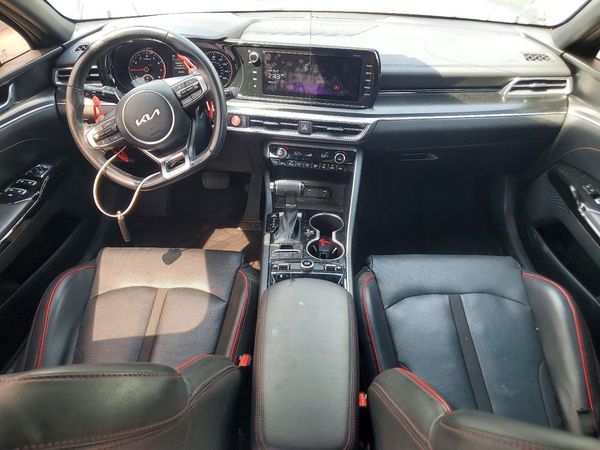 2022 KIA K5
