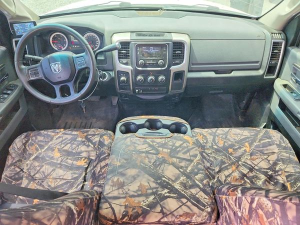 2014 RAM 3500 SLT CREW CAB 4X4