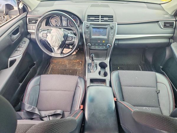 2016 TOYOTA CAMRY