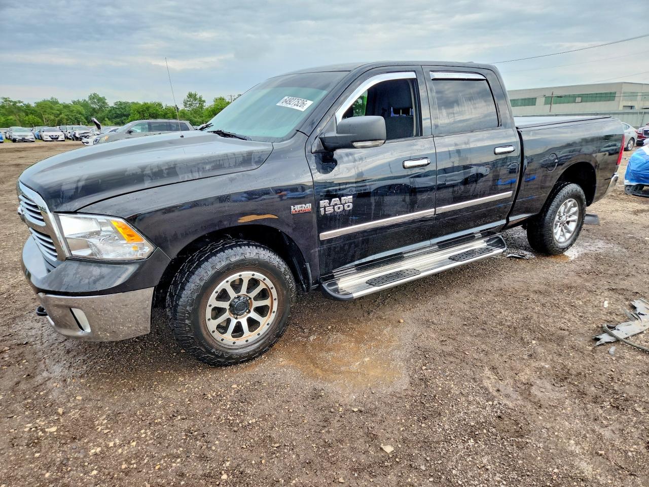 2014 RAM 1500 SLT CREW CAB 4X4