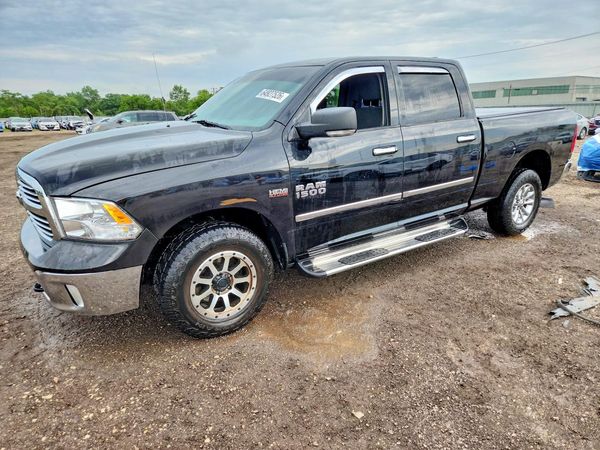 2014 RAM 1500 SLT CREW CAB 4X4