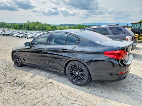 2019 BMW 530