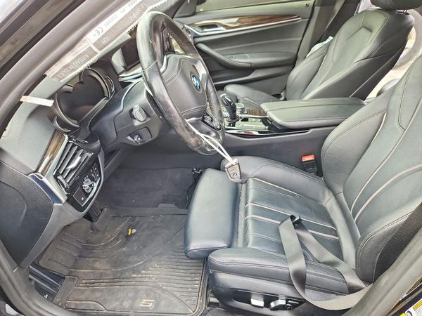 2019 BMW 530