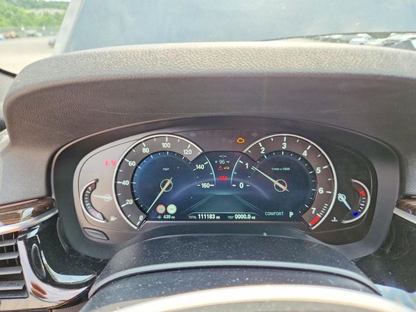 2019 BMW 530