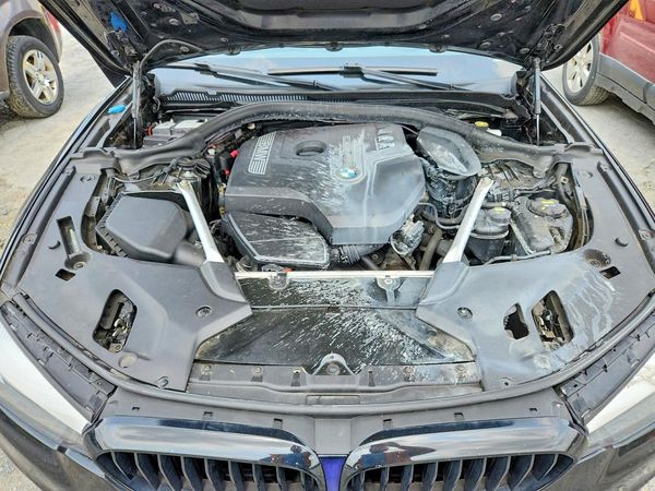 2019 BMW 530