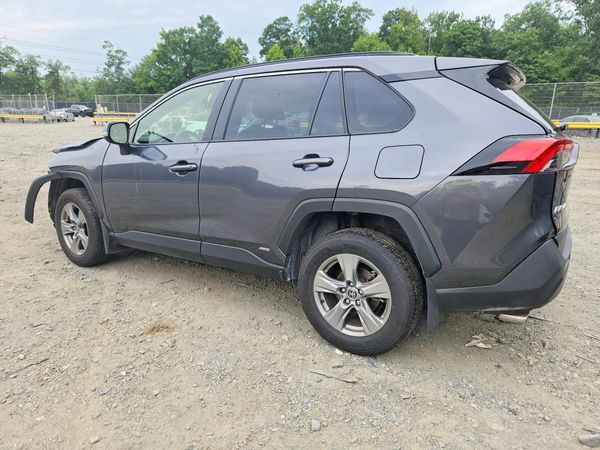 2025 TOYOTA RAV4 XLE — DSRA