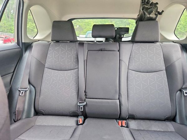 2025 TOYOTA RAV4 XLE — SUVN