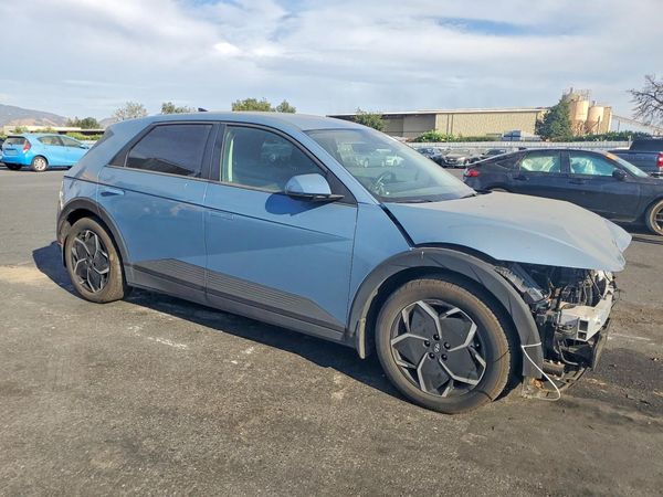 2024 HYUNDAI IONIQ SEL