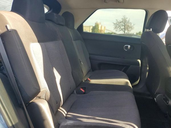 2024 HYUNDAI IONIQ SEL