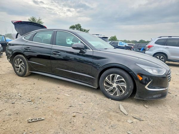 2021 HYUNDAI SONATA Blue — Passenger 3/4