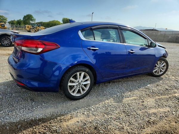 2017 KIA FORTE