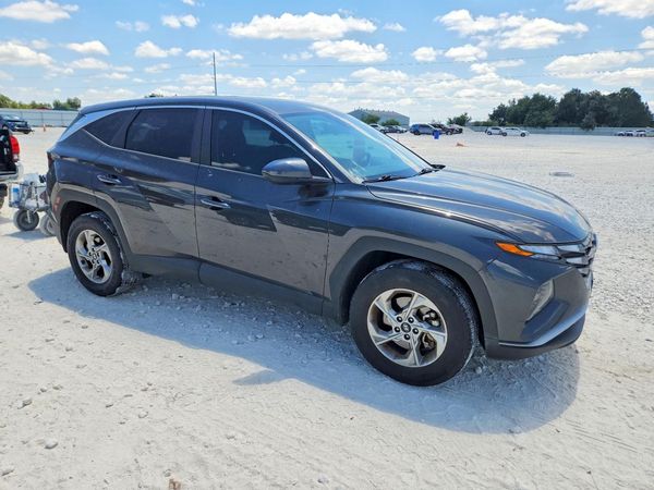 2023 HYUNDAI TUCSON SE