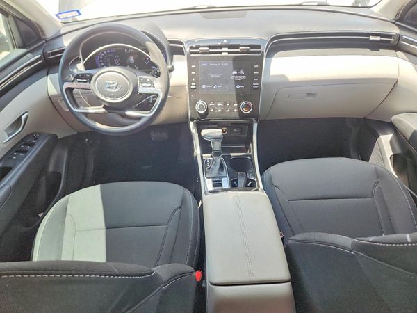 2023 HYUNDAI TUCSON SE