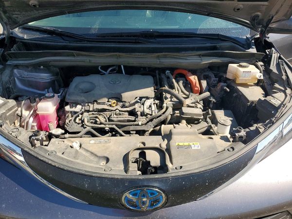 2021 TOYOTA SIENNA LE