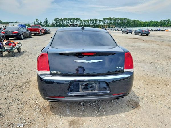 2016 CHRYSLER 300 300C