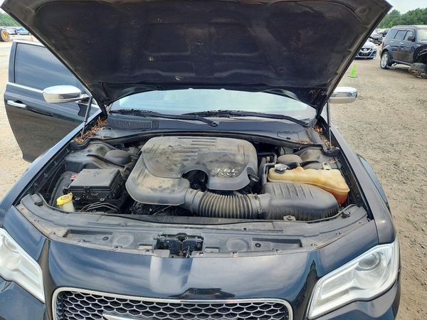 2016 CHRYSLER 300 300C