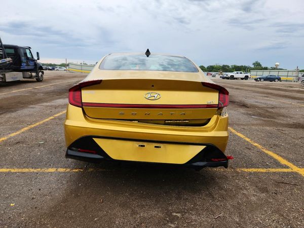 2021 HYUNDAI SONATA
