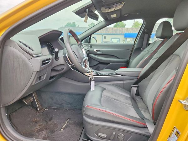 2021 HYUNDAI SONATA