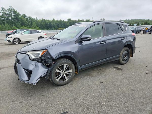 2017 TOYOTA RAV4 XLE