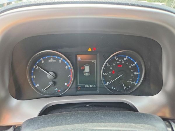2017 TOYOTA RAV4 LE