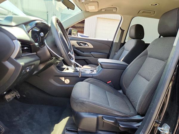 2020 CHEVROLET TRAVERSE LS