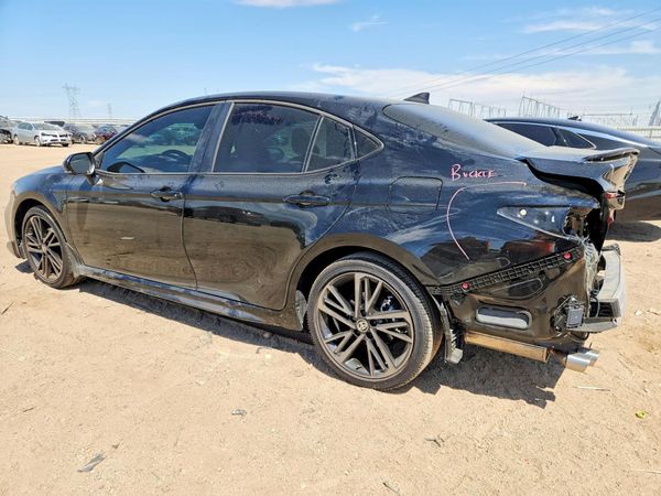 2026 TOYOTA CAMRY