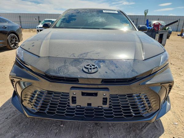 2026 TOYOTA CAMRY