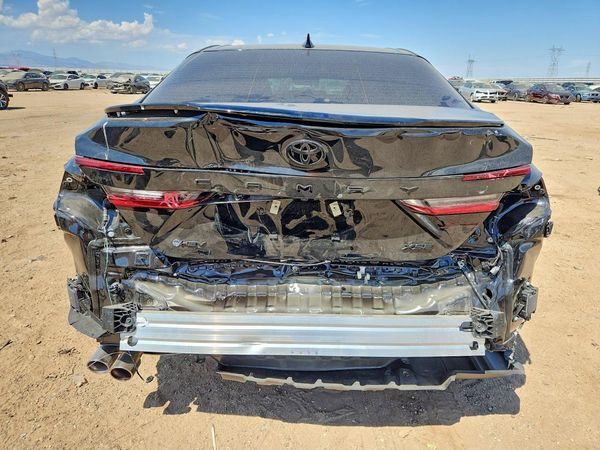 2026 TOYOTA CAMRY