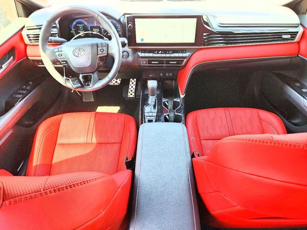 2026 TOYOTA CAMRY