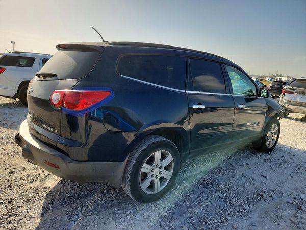 2012 CHEVROLET TRAVERSE LT
